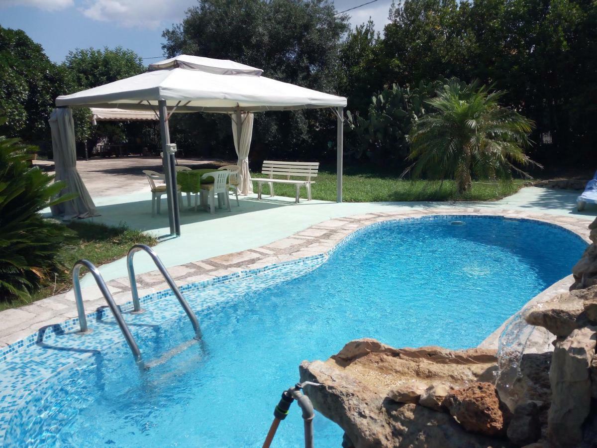 B&B Leonida Taranto Bagian luar foto