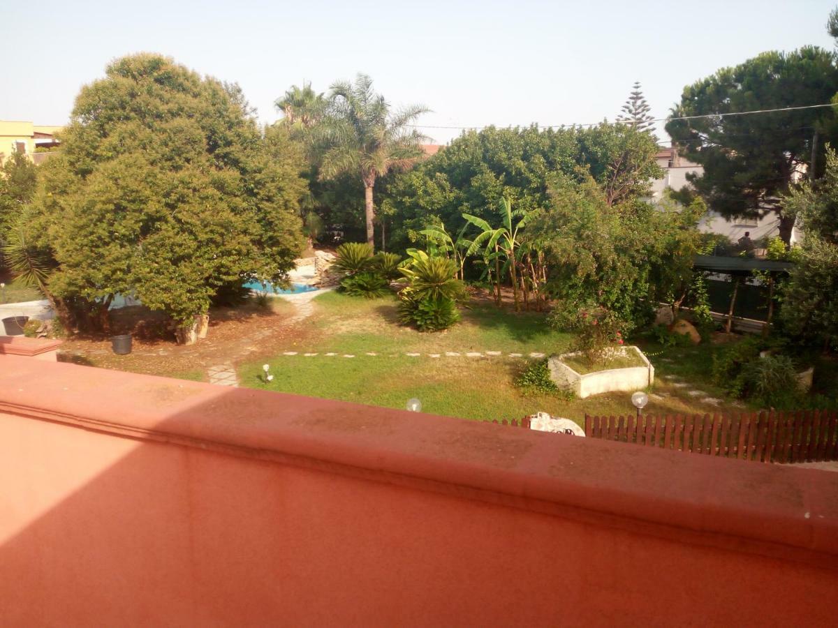 B&B Leonida Taranto Bagian luar foto