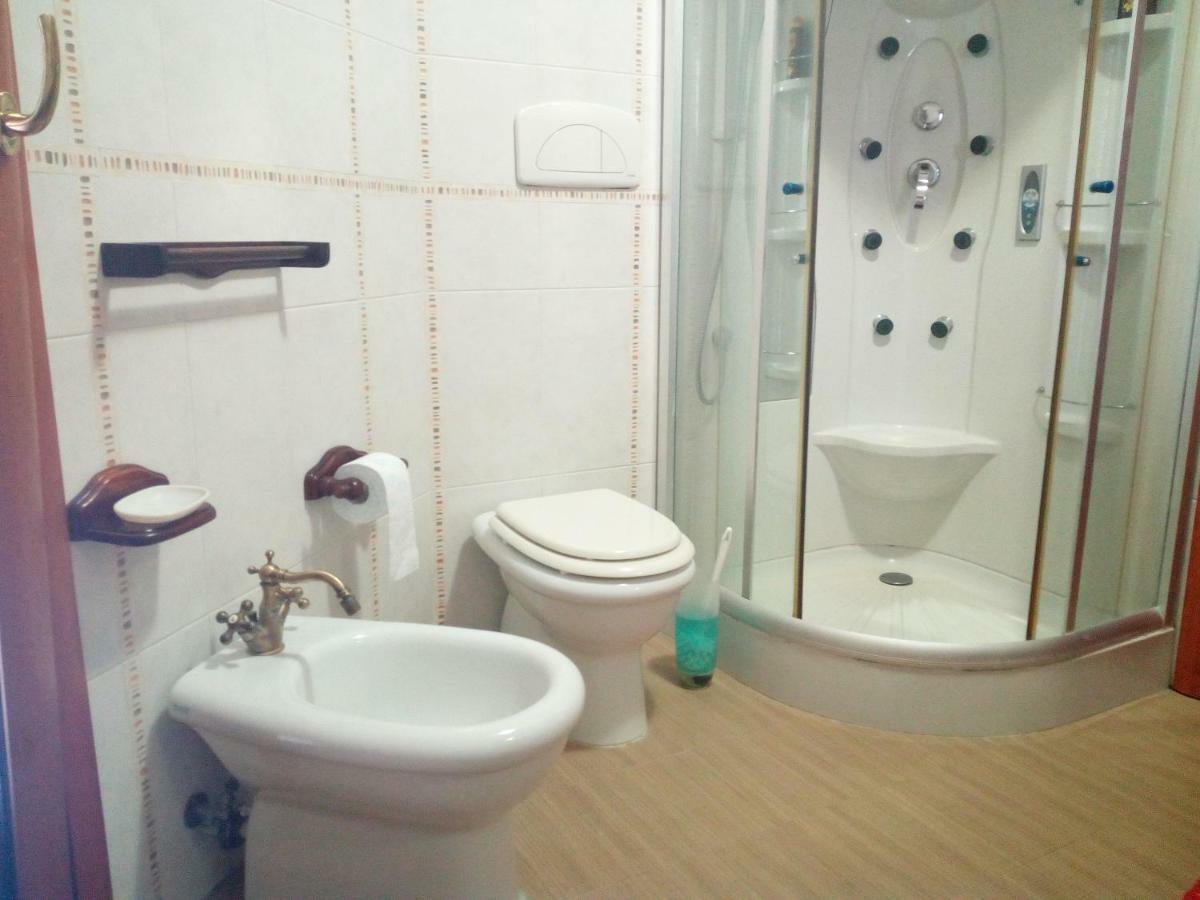B&B Leonida Taranto Bagian luar foto