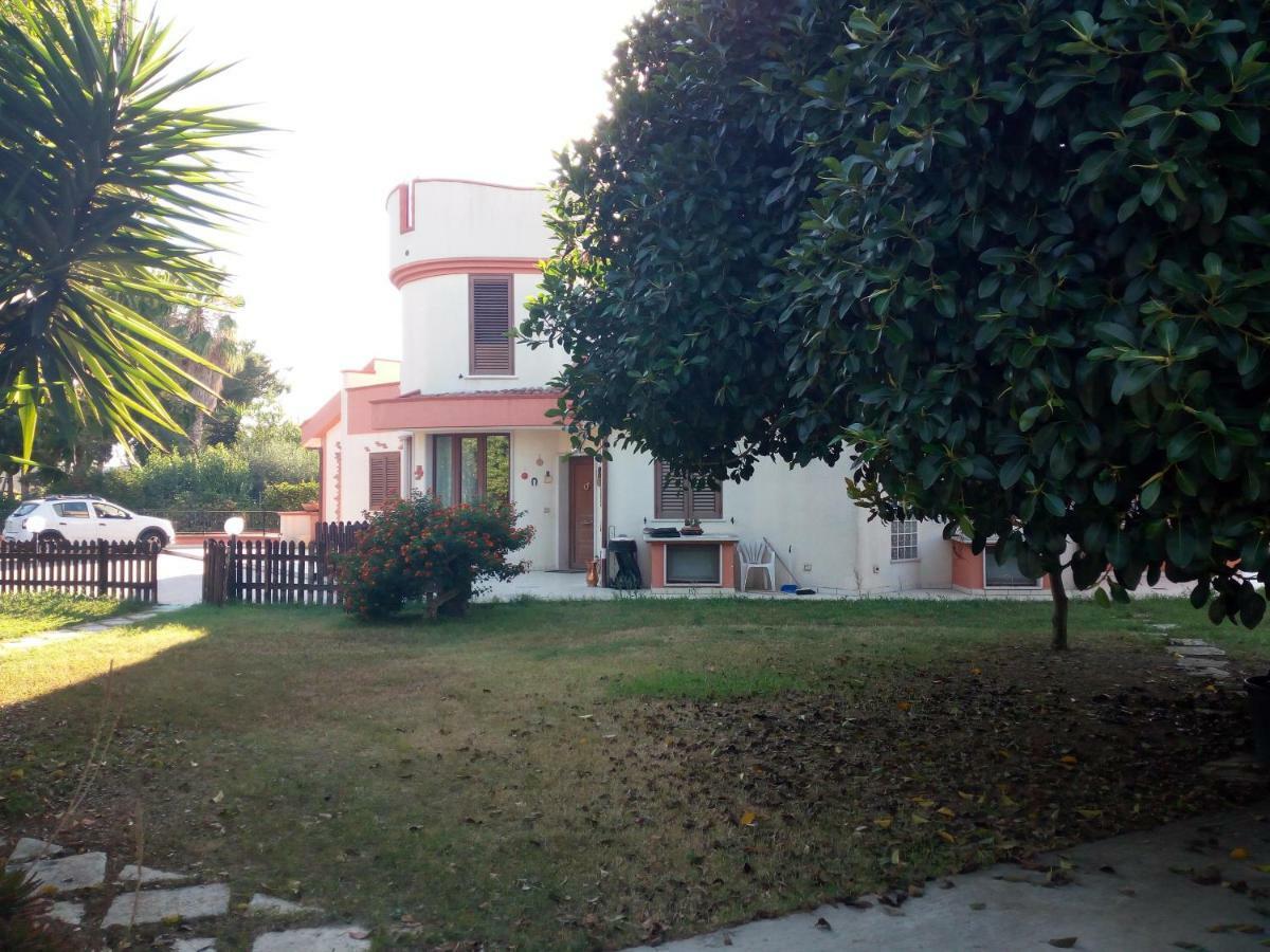B&B Leonida Taranto Bagian luar foto