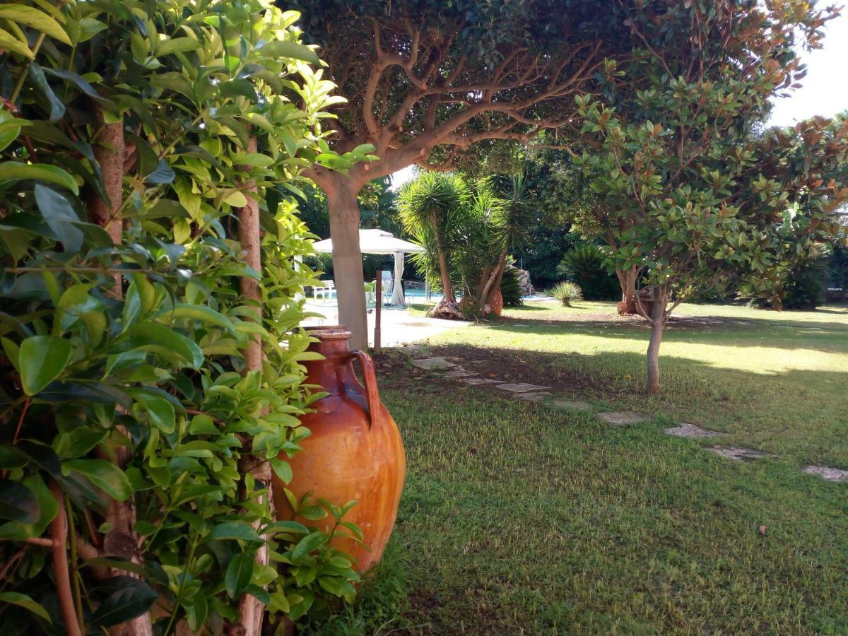 B&B Leonida Taranto Bagian luar foto